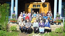 Входная группа Дом престарелых в селе Уральское.  Советская,  11